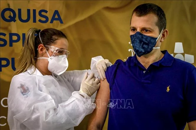 Virus biến thể không ảnh hưởng tới nghiên cứu vaccine ngừa COVID-19