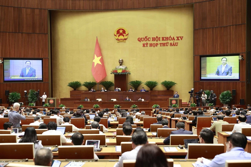 Kỳ họp thứ 6, Quốc hội khóa XV: Thực hiện cải cách tiền lương cho cả khu vực trong và ngoài nhà nước
