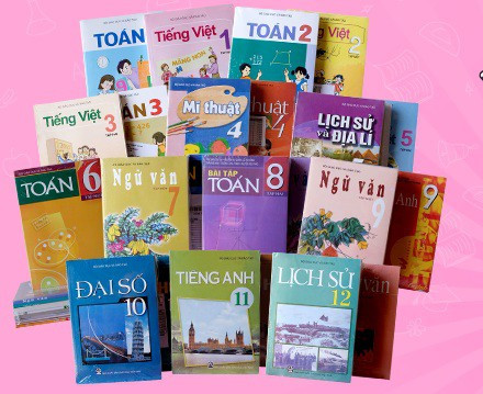 Tổ chức thẩm định sách giáo khoa lớp 8 và lớp 11