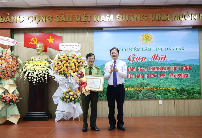 Phát huy vai trò tiên phong trong bảo vệ và phát triển rừng tại Đắk Lắk