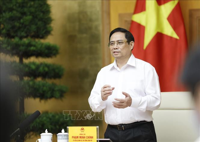 Thủ tướng Phạm Minh Chính: Tạo mọi điều kiện để nhanh chóng sản xuất bằng được vaccine phòng CVOID-19 ở trong nước