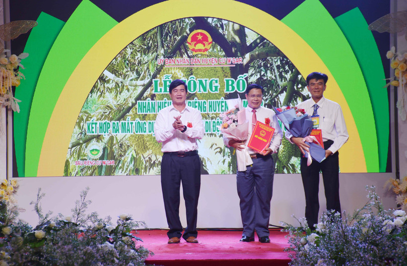 Đắk Lắk công bố nhãn hiệu tập thể Sầu riêng Cư M’Gar