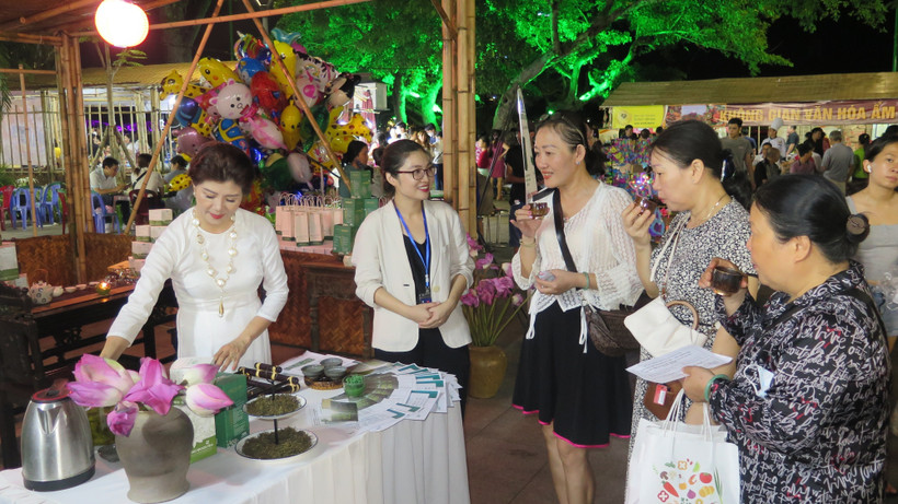 Tuần lễ Festival Huế 2022: Lễ hội ẩm thực thu hút đông đảo du khách