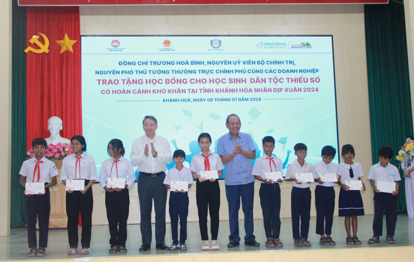 Khánh Hòa tạo điều kiện cho học sinh, sinh viên dân tộc thiểu số được đến trường