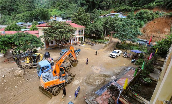 Thầy trò vùng lũ nỗ lực vượt khó, sẵn sàng cho năm học 2023-2024