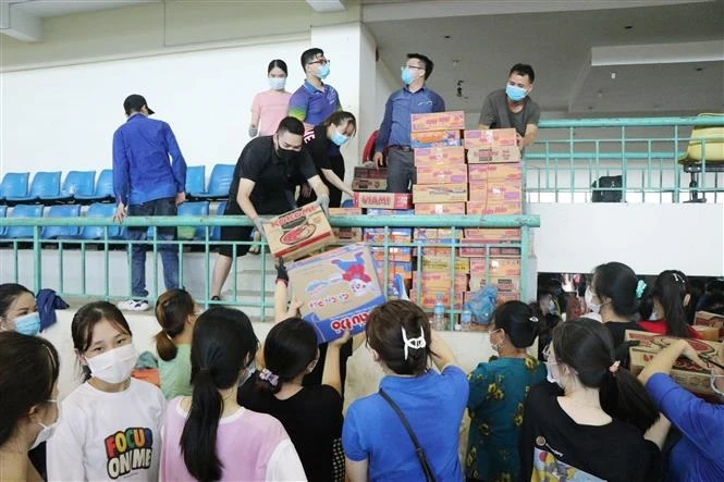 Bắc Kạn hỗ trợ gần 400 tấn hàng hóa thiết yếu cùng miền Nam chống dịch