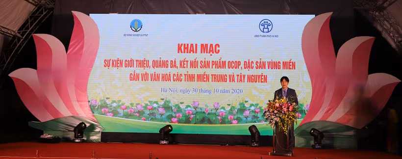 Khai mạc sự kiện kết nối sản phẩm OCOP, đặc sản vùng miền gắn với văn hóa các tỉnh miền Trung và Tây Nguyên