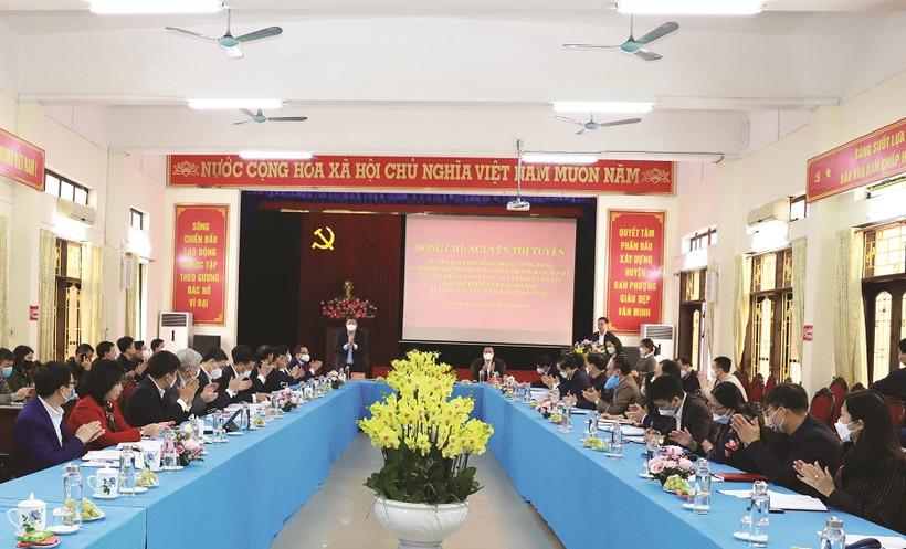 Toàn cảnh buổi làm việc.