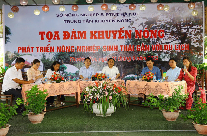 Tọa đàm khuyến nông.