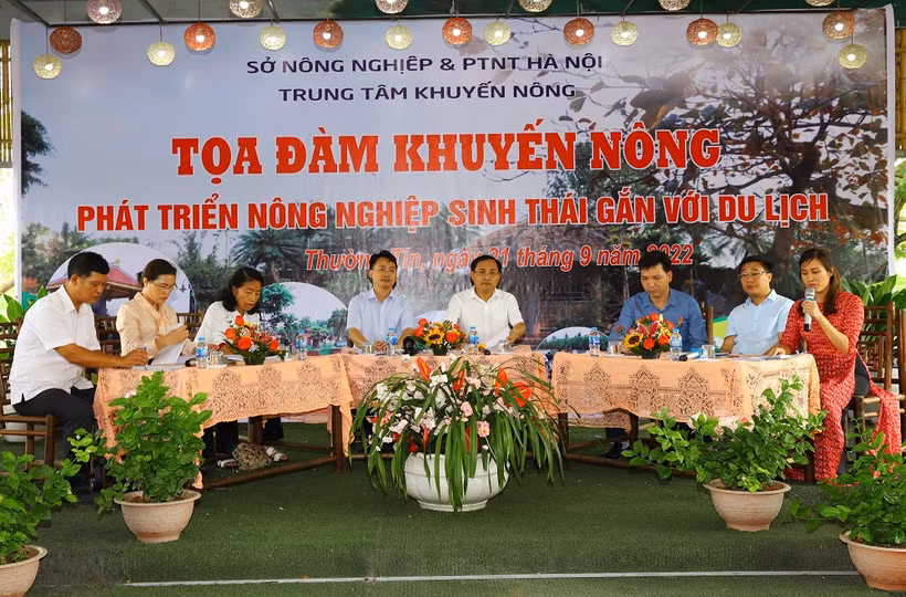 Tọa đàm khuyến nông.