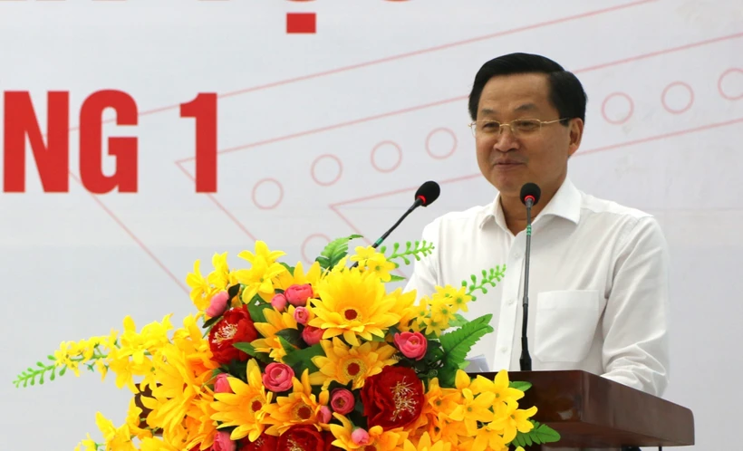 Phó Thủ tướng Chính phủ Lê Minh Khái phát biểu tại Ngày hội Đại đoàn kết toàn dân tộc tại khóm 1, phường 1, thị xã Giá Rai, tỉnh Bạc Liêu. Ảnh: Tuấn Kiệt - TTXVN