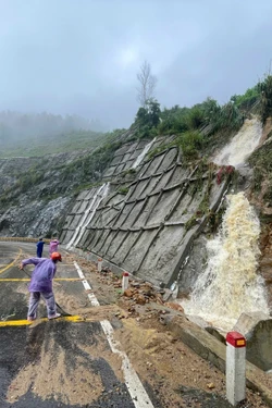 Gia Lai kích hoạt ứng phó cao hơn một cấp với bão KALMAEGI