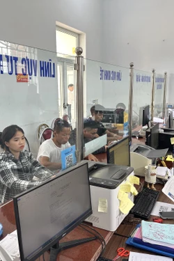 Tháo gỡ khó khăn để trung tâm phục vụ hành chính công hoạt động hiệu quả