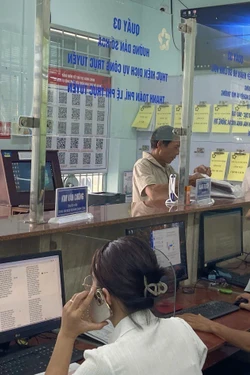 Nỗ lực đảm bảo thông suốt dịch vụ công cho người dân vùng cao Khánh Vĩnh