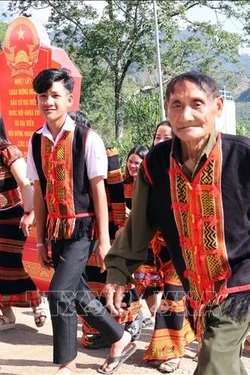 Những cánh tay nối dài đưa thông tin về bầu cử đến cơ sở