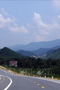 Lâm Đồng khởi công dự án cao tốc đường bộ Tân Phú- Bảo Lộc