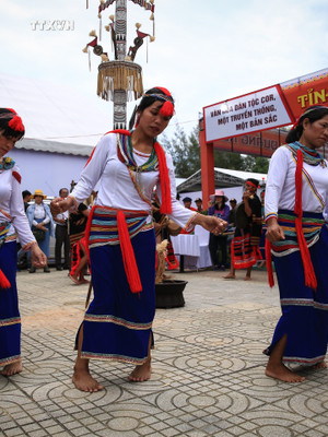 Dân tộc Co