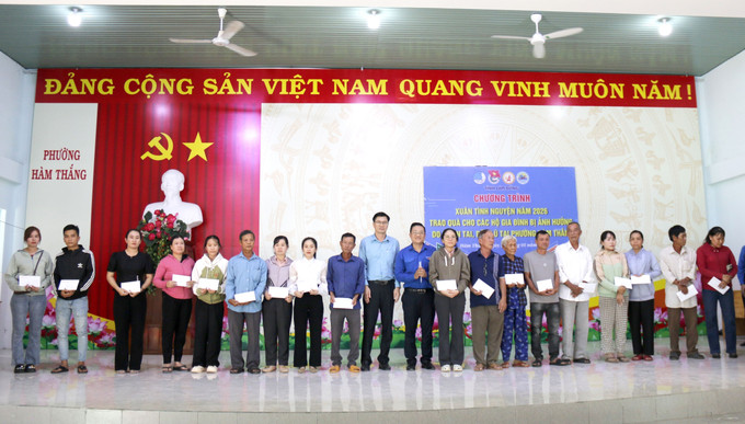 Chương trình Xuân Tình nguyện đến với người dân vùng ảnh hưởng thiên tai phường Hàm Thắng, tỉnh Lâm Đồng trong chiều 29/1.