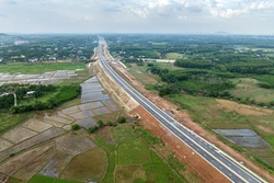 Khánh thành cao tốc Quảng Ngãi - Hoài Nhơn