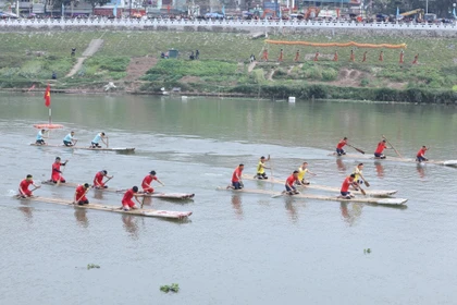 Hấp dẫn giải Đua bè mảng trên sông Kỳ Cùng năm 2026