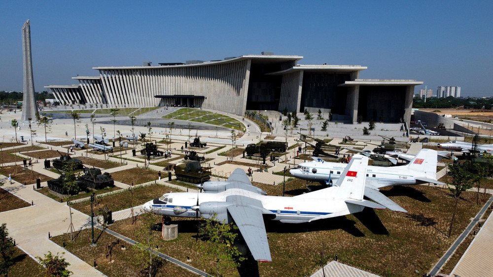 Bảo tàng Lịch sử Quân sự Việt Nam