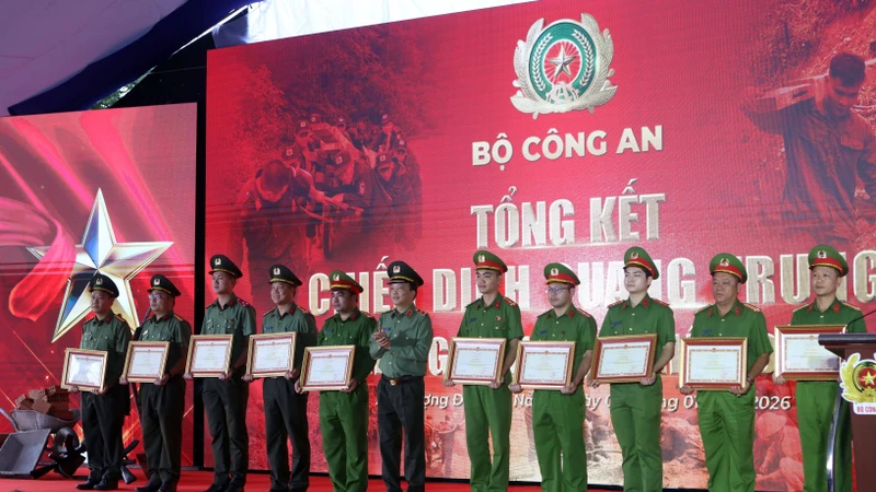 Hoàn thành vượt kế hoạch 'Chiến dịch Quang Trung' tại miền Trung - Tây Nguyên