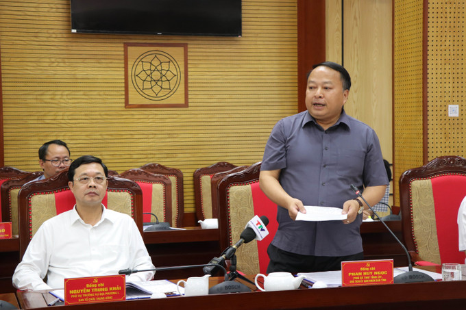 Phó Bí thư Tỉnh ủy, Chủ tịch UBND tỉnh Tuyên Quang Phan Huy Ngọc phát biểu tại Hội nghị. Phó Bí thư Tỉnh ủy, Chủ tịch UBND tỉnh Tuyên Quang Phan Huy Ngọc phát biểu tại Hội nghị.