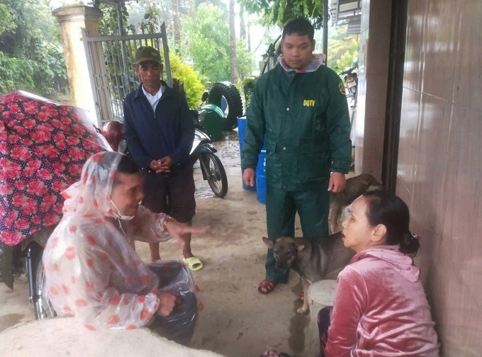 Những hộ di dời đến ở tạm tại nhà sinh hoạt cộng đồng đã trở về nhà vào chiều 29/9. Ảnh: UBND xã Đông Giang/TTXVN phát Những hộ di dời đến ở tạm tại nhà sinh hoạt cộng đồng đã trở về nhà vào chiều 29/9. Ảnh: UBND xã Đông Giang/TTXVN phát