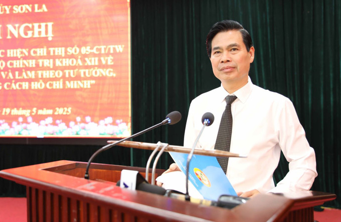 Đồng chí Hoàng Quốc Khánh, Bí thư Tỉnh ủy Sơn La, phát biểu tại hội nghị. Ảnh: Nguyễn Cường/TTXVN Chú thích ảnh