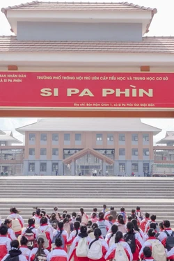 Xây trường nội trú biên giới: Dồn lực thay đổi diện mạo giáo dục vùng khó