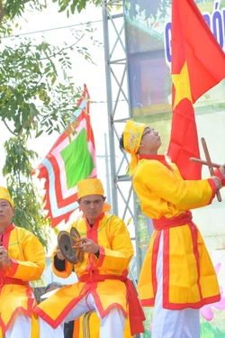 Thanh âm trống tế ngày Xuân