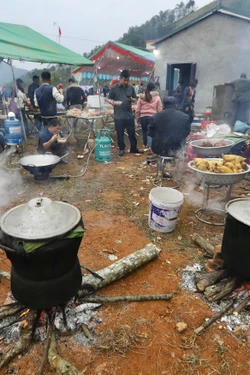 Gìn giữ hồn cốt văn hóa, vun đắp khối đoàn kết cộng đồng