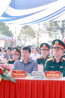 Đại tướng Nguyễn Trọng Nghĩa dự chương trình 'Xuân Chiến sĩ' ấm tình quân dân