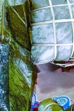 Độc đáo bánh chưng đen của đồng bào Thái ở bản Na Ngân