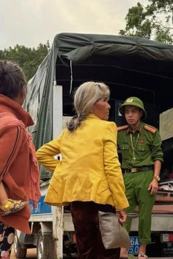 Di dời khẩn cấp 113 hộ dân Tây Trà Bồng do nứt núi