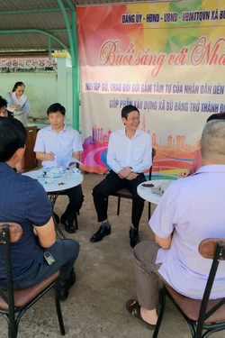 Một buổi sáng lắng nghe nhân dân, nhiều vấn đề được giải quyết