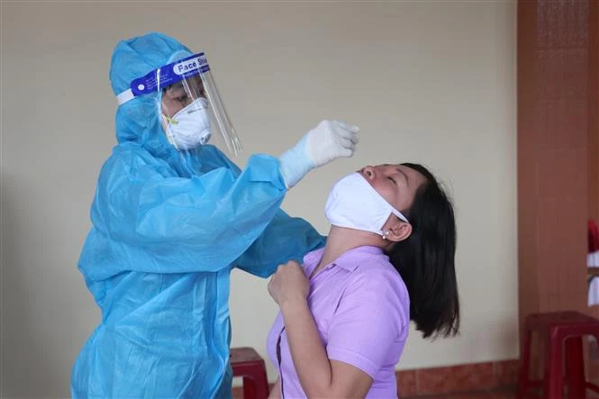 Dịch COVID-19: Ngày 13/5, cả nước có 2.227 ca mắc mới, hơn 9.000 ca khỏi bệnh