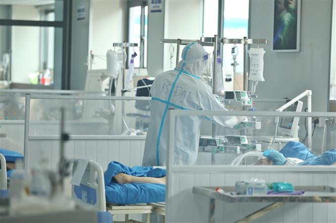 Từ ngày 1/4, COVID-19 được coi là bệnh nghề nghiệp, được hưởng bảo hiểm xã hội