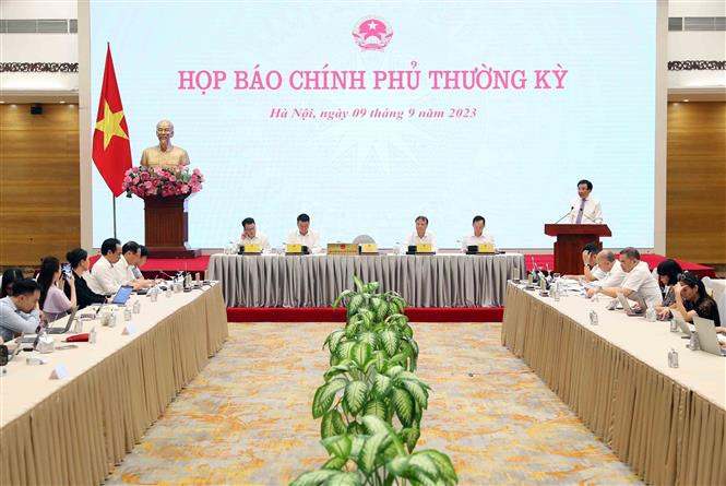 Họp báo Chính phủ: Nhiều giải pháp đột phá thúc đẩy tăng trưởng kinh tế