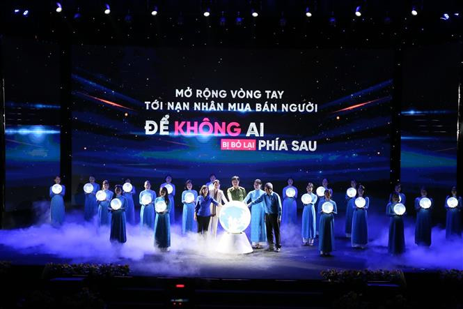 Mở rộng vòng tay tới nạn nhân mua bán người để không ai bị bỏ lại phía sau