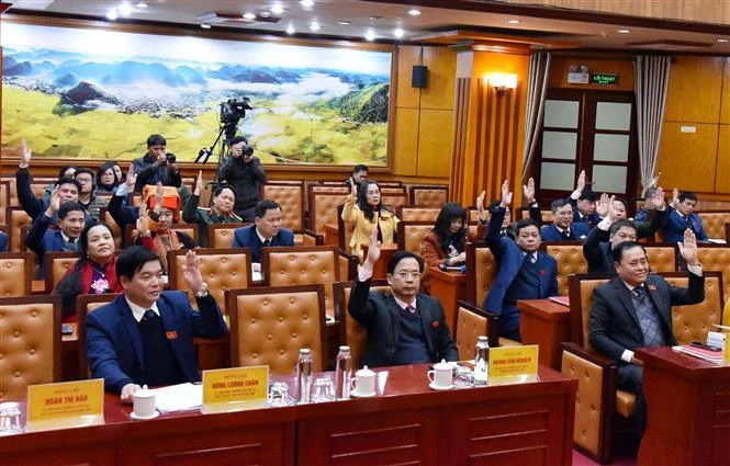 HĐND tỉnh Lạng Sơn thông qua 20 Nghị quyết về các vấn đề phát triển kinh tế - xã hội