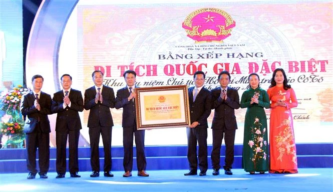 Đón nhận Bằng xếp hạng Di tích Quốc gia đặc biệt Khu di tích lưu niệm Chủ tịch Hồ Chí Minh trên đảo Cô Tô và khai mạc Năm Du lịch 2022
