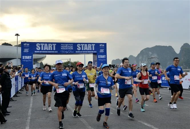 Giải Marathon Quốc tế Di sản Vịnh Hạ Long chính thức trở lại