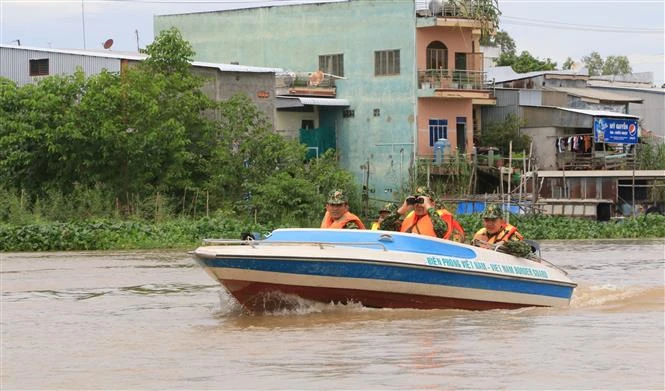Đồng Tháp: Quyết liệt với “trận chiến” chống buôn lậu mùa lũ