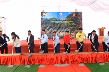 Khởi công điểm trường Mã Lầu A, tiếp thêm động lực học tập nơi cực Bắc