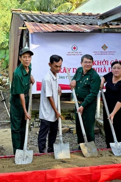 Đẩy mạnh an sinh xã hội và giáo dục pháp luật tại biên giới biển Cần Thơ