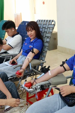 Lan tỏa nghĩa cử cao đẹp hiến máu cứu người