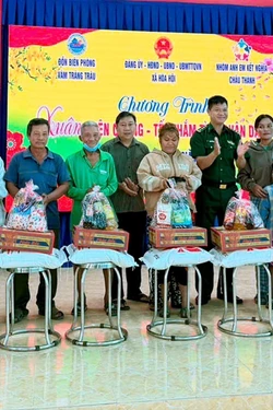 Xuân biên cương - Tết thắm tình quân dân tại xã biên giới