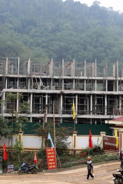 Hiện thực hóa Kết luận 81-TB/TW - Bài 1: Vượt khó giữ nhịp học không bị đứt quãng