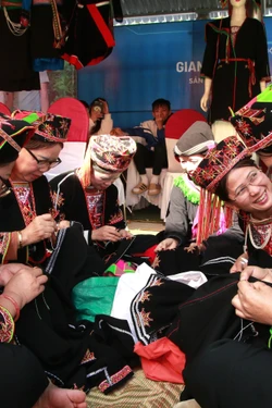 Hành trình đưa nông sản bước vào không gian số